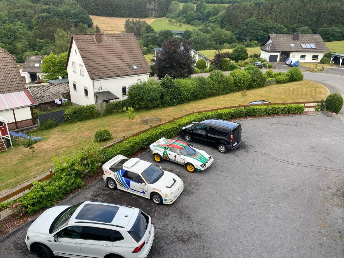 Hotel Garni Zum Adenauer Forst Wimbach Exterior foto
