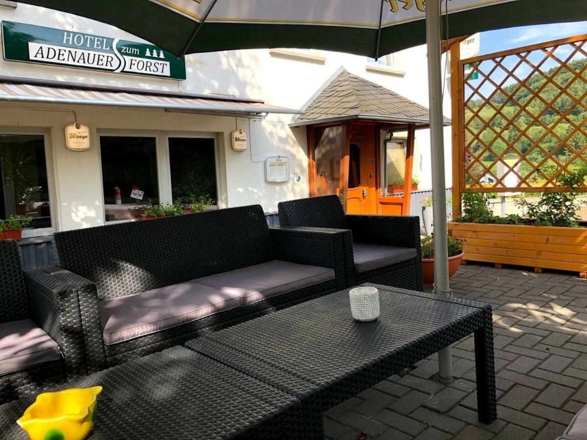 Hotel Garni Zum Adenauer Forst Wimbach Exterior foto